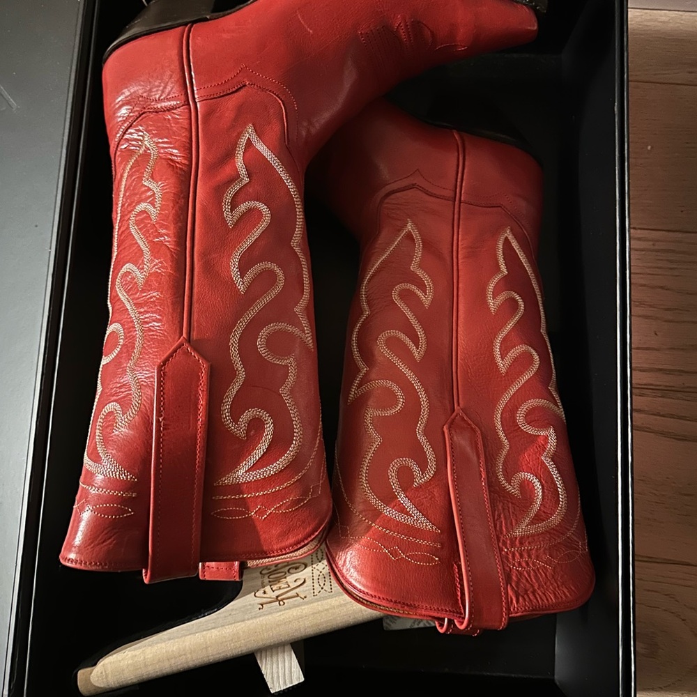 Kemo Sabe Cherry Red Heeled Boots - Picture 8 of 10
